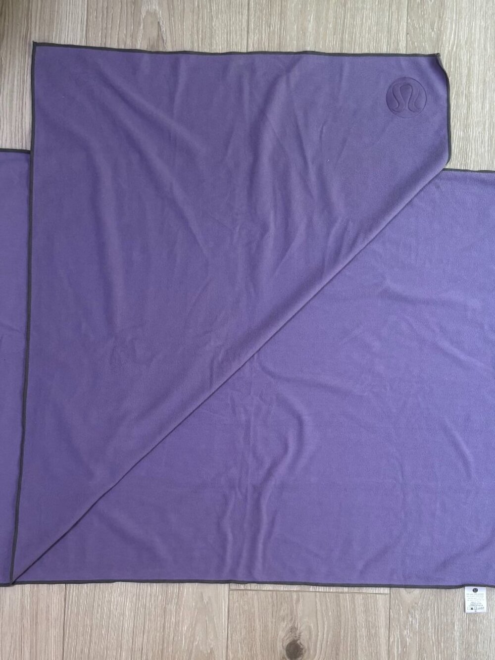 Lululemon Purple Yoga Mat Towel 36x72 Slip Resistant Hot Yoga Lavender